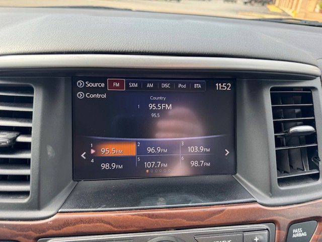 Used 2017 Nissan Pathfinder Platinum w/ Cargo Package image 20