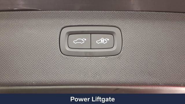 Used 2024 Volvo XC90 B5 Plus w/ Protection Package Premier image 16