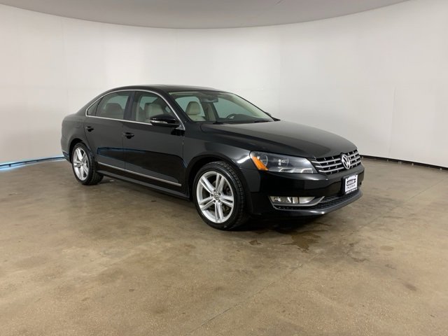 Used 2012 Volkswagen Passat TDI SEL Premium image 5