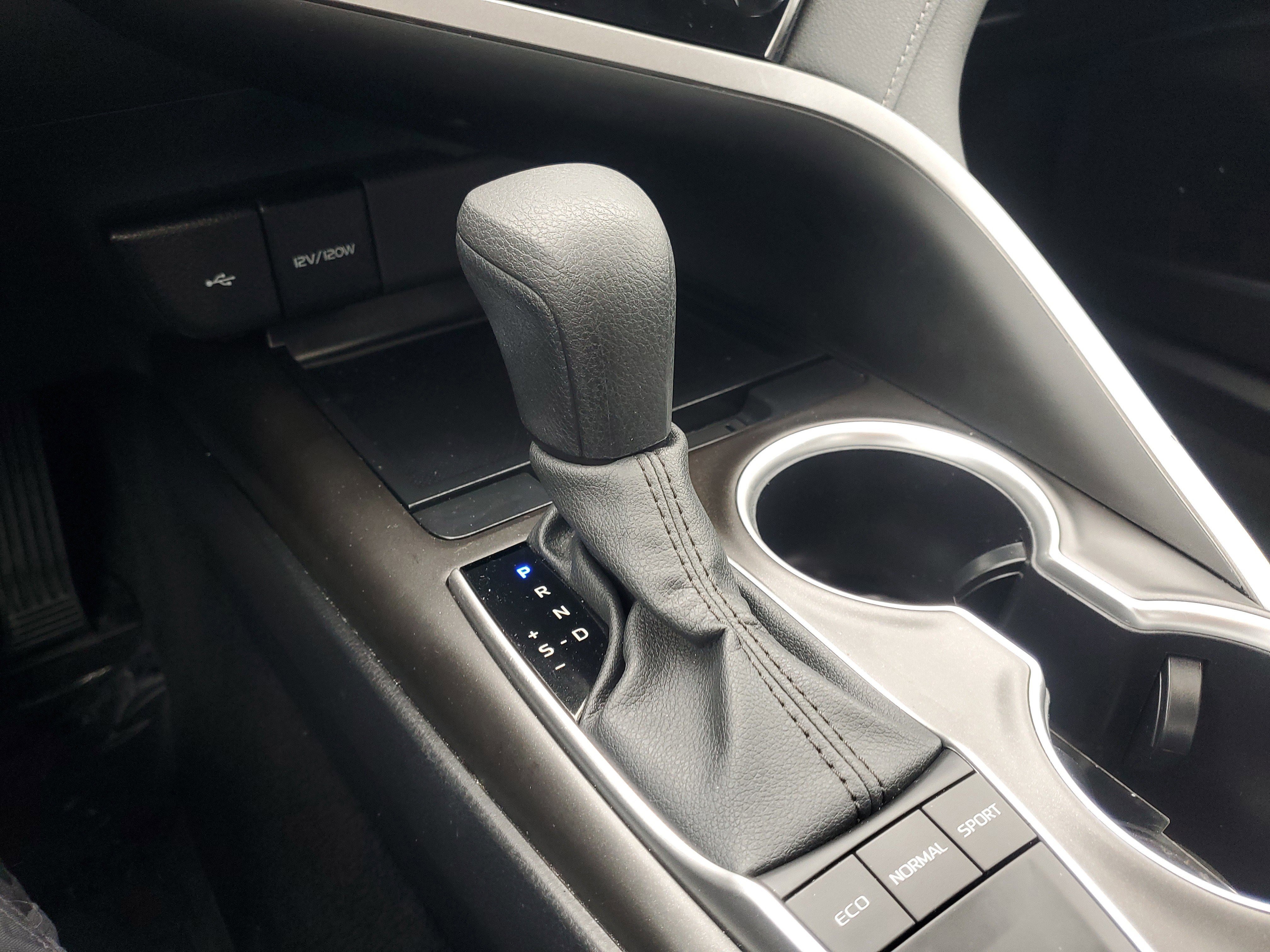 Used 2024 Toyota Camry LE w/ Convenience Package image 30