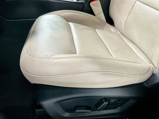 Used 2022 Ford Explorer Limited w/ Equipment Group 301A image 20