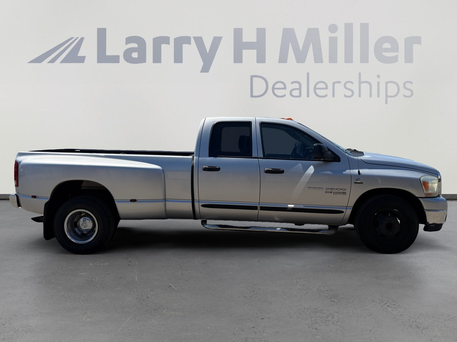 Used 2006 Dodge Ram 3500 Truck SLT w/ Quad Cab Big Horn Value Group RWD image 6