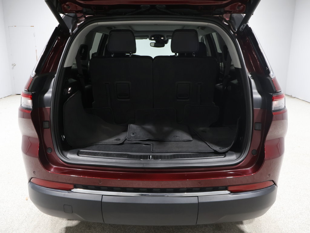 Used 2022 Jeep Grand Cherokee L Limited AWD/4WD image 20
