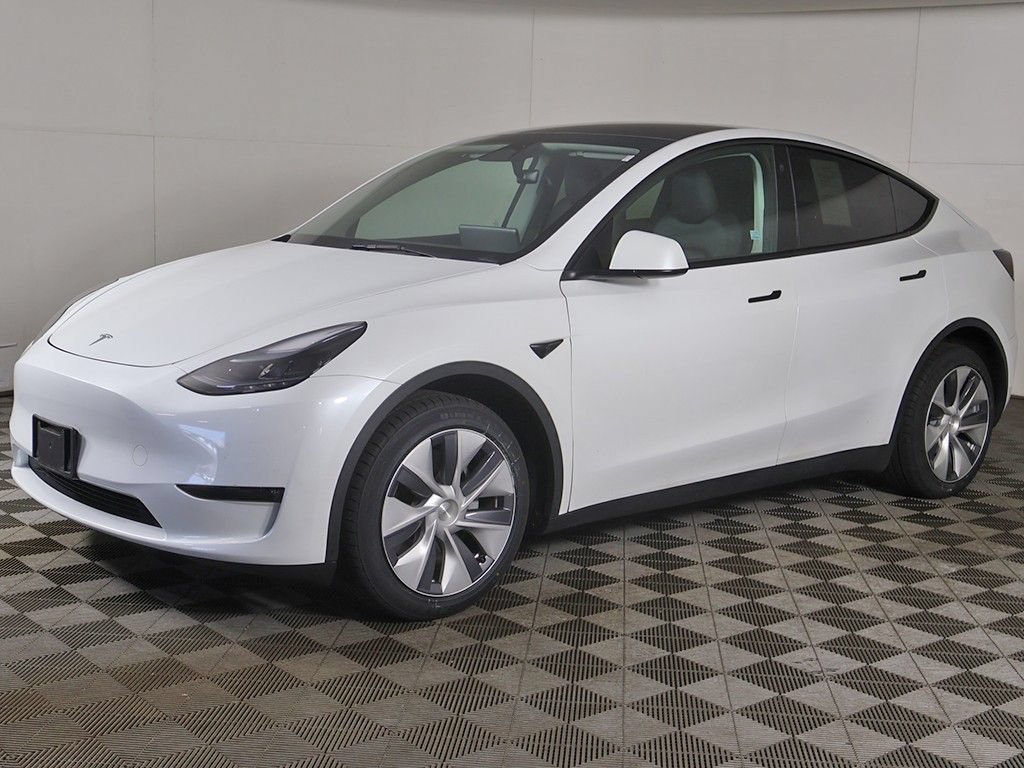 Used 2023 Tesla Model Y Long Range AWD/4WD image 12