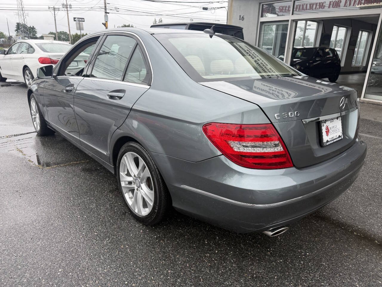 Used 2012 Mercedes-Benz C 300 4MATIC Sedan image 5