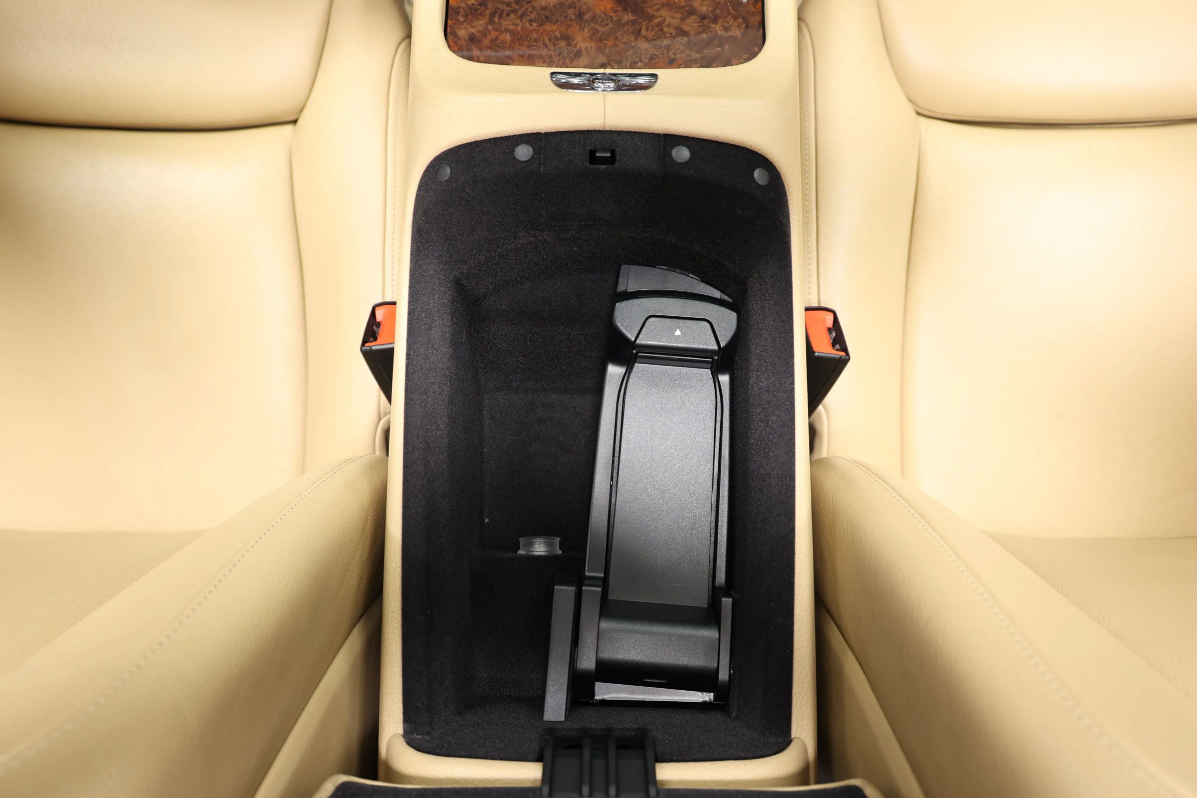 Used 2015 Rolls-Royce Ghost RWD image 41
