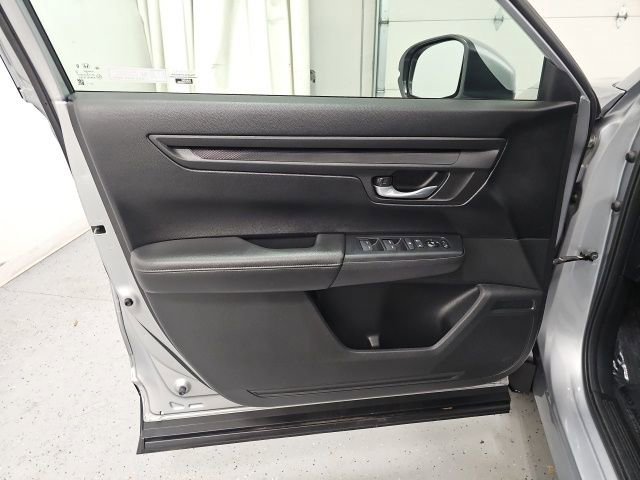 Used 2024 Honda CR-V LX image 12