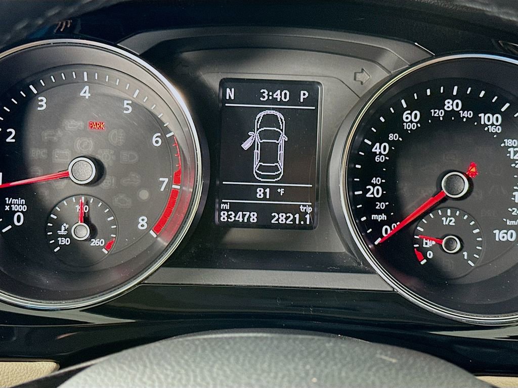 Used 2017 Volkswagen Jetta SEL FWD image 12
