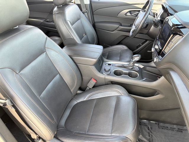 Used 2021 Chevrolet Traverse Premier w/ Redline Edition image 18