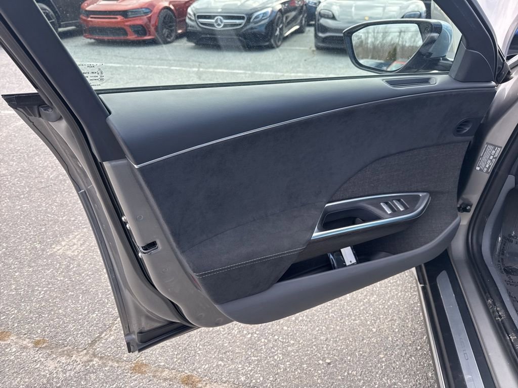 Used 2023 Lucid Air Grand Touring image 25