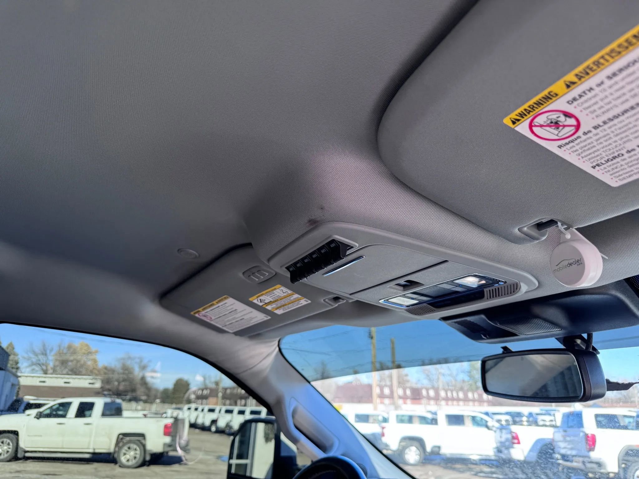 Used 2023 Ford F250 Lariat w/ FX4 Off-Road Package image 18