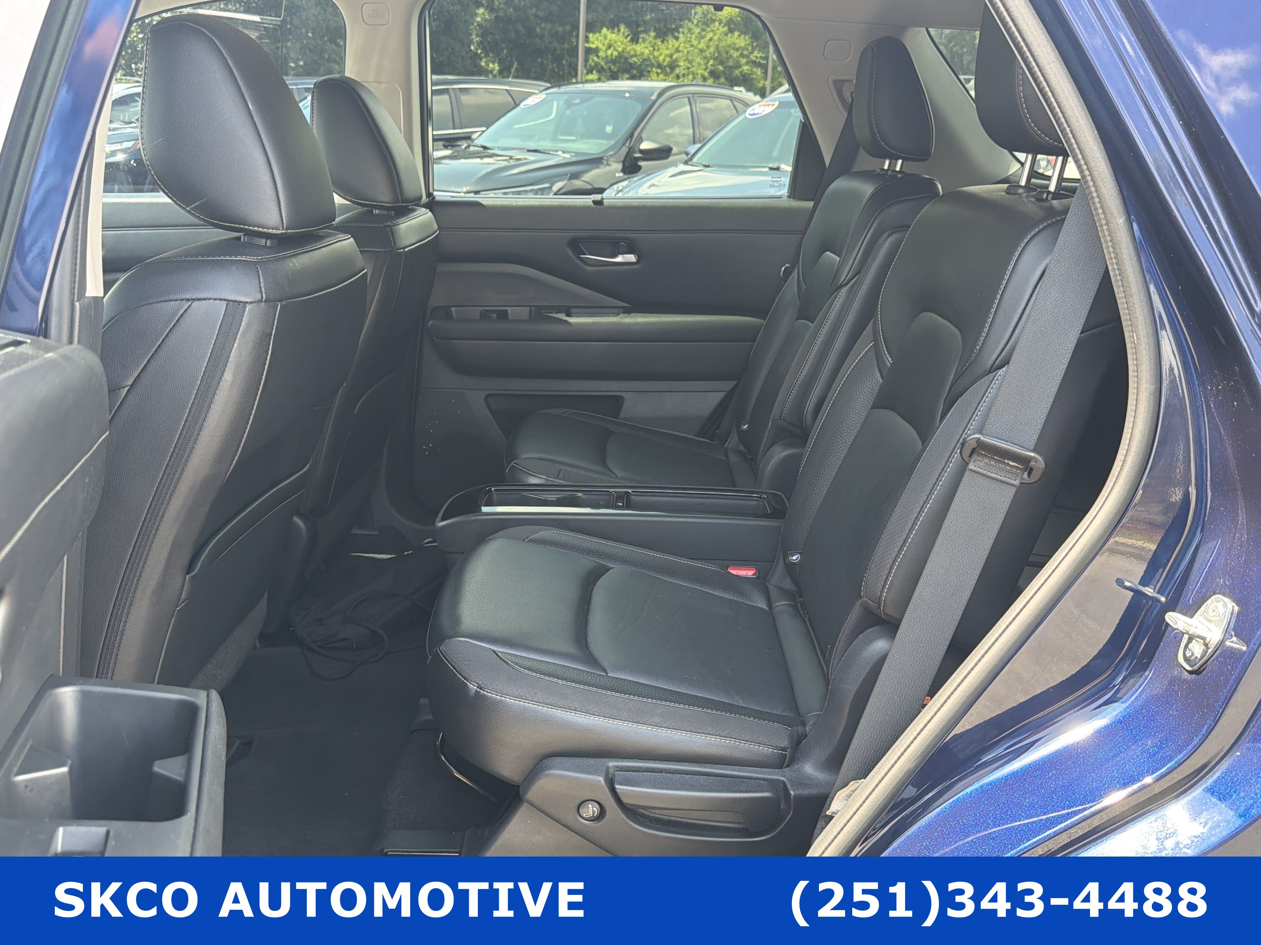 Used 2023 Nissan Pathfinder SL w/ SL Premium Package FWD image 14