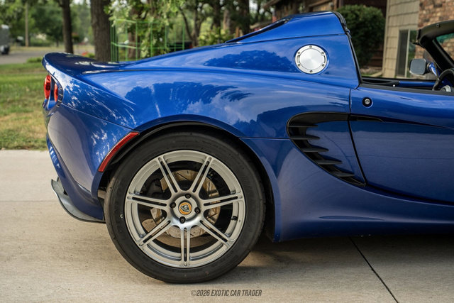 Used 2006 Lotus Elise RWD image 10