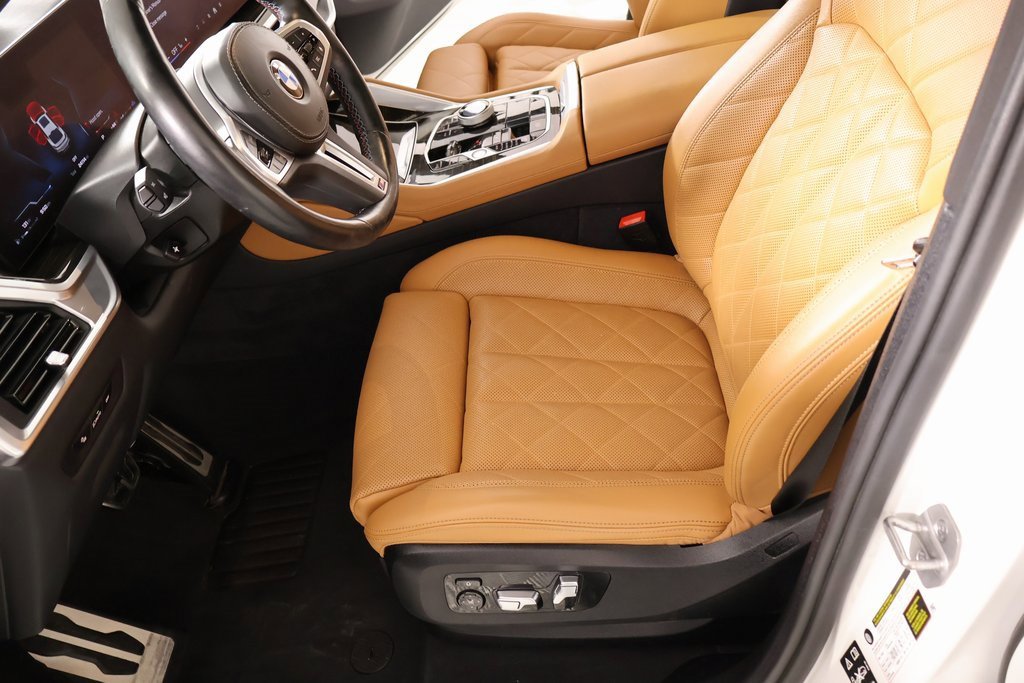 Used 2024 BMW X6 M60i image 12