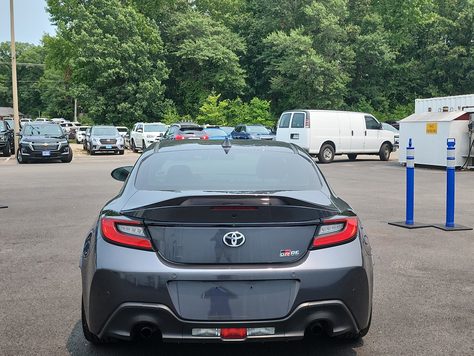 Used 2024 Toyota GR86 Premium w/ Performance Package RWD image 4