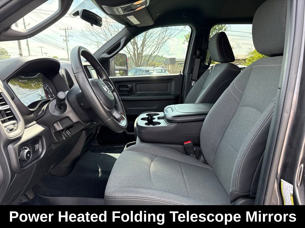 Used 2024 RAM 2500 Tradesman w/ Chrome Appearance Group image 18