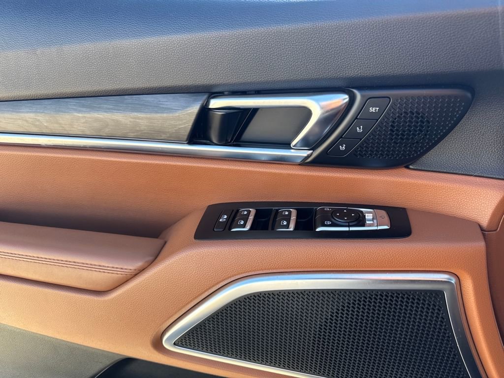 Used 2024 Kia Telluride SX Prestige X-Line image 16