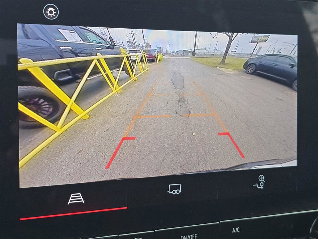 Used 2023 GMC Canyon Elevation image 6