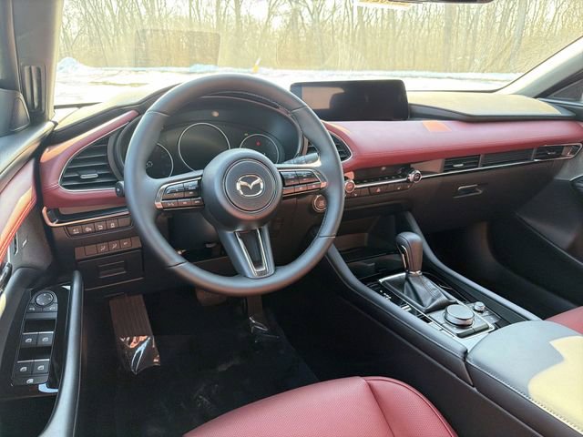 New 2026 MAZDA MAZDA3 Hatchback w/Premium Plus Pkg image 18