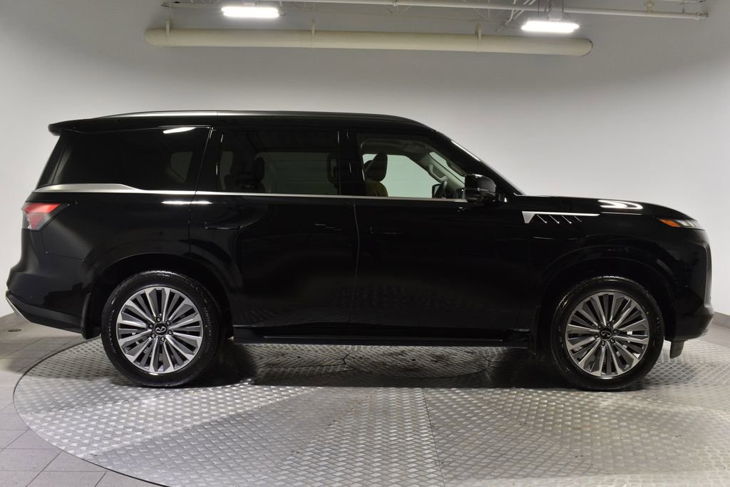 New 2026 INFINITI QX80 Luxe w/ Cargo Package image 7