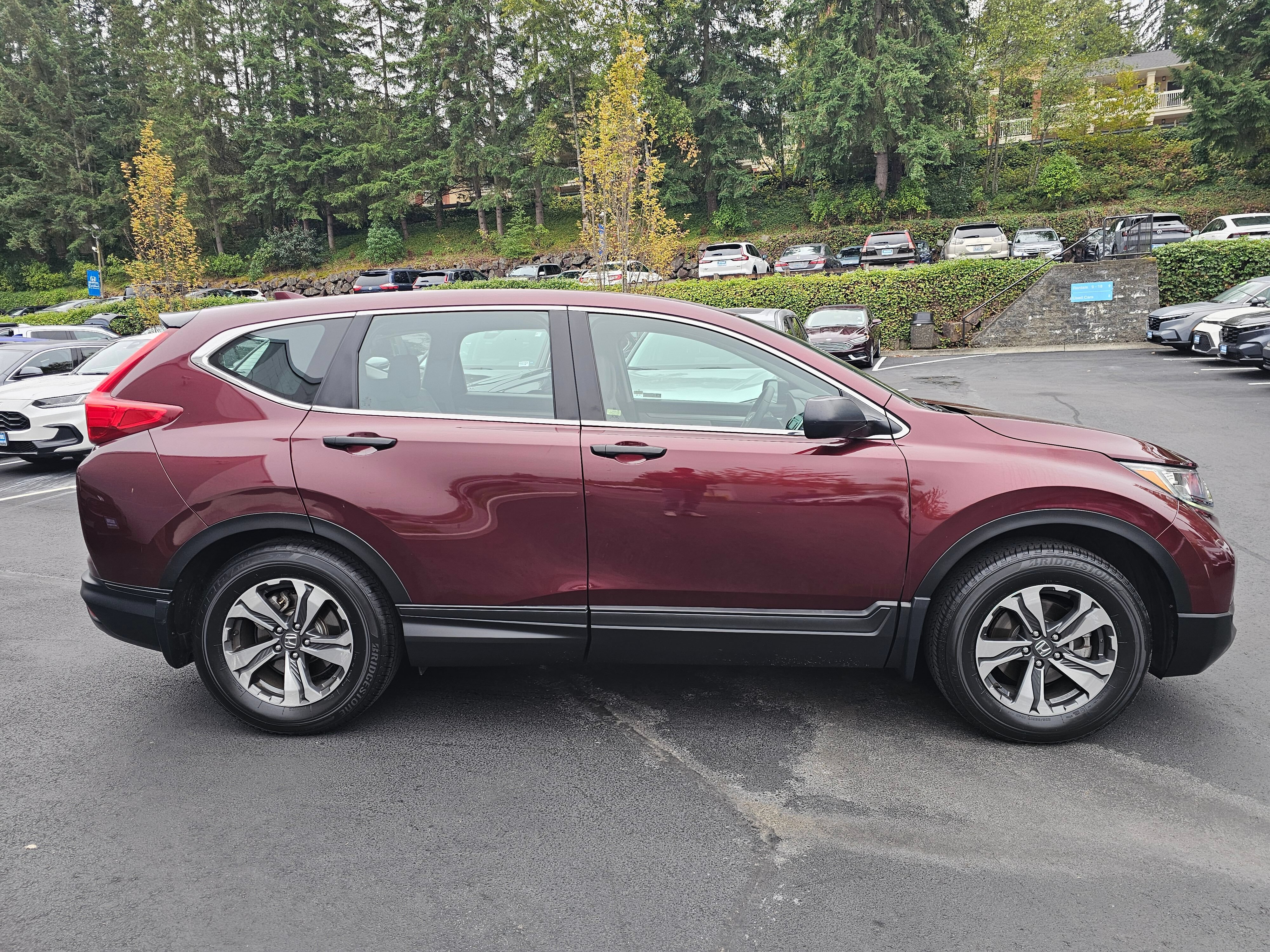 Used 2018 Honda CR-V LX image 8