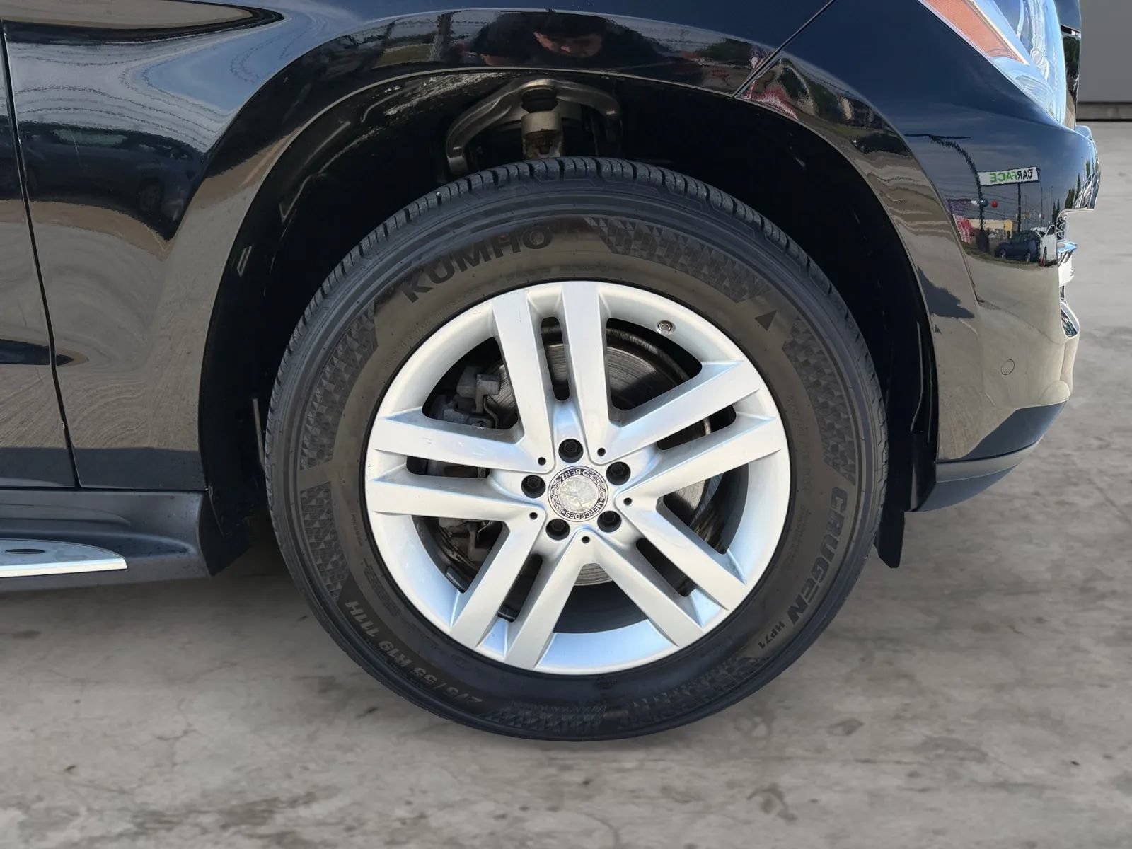 Used 2015 Mercedes-Benz GL 450 4MATIC image 45