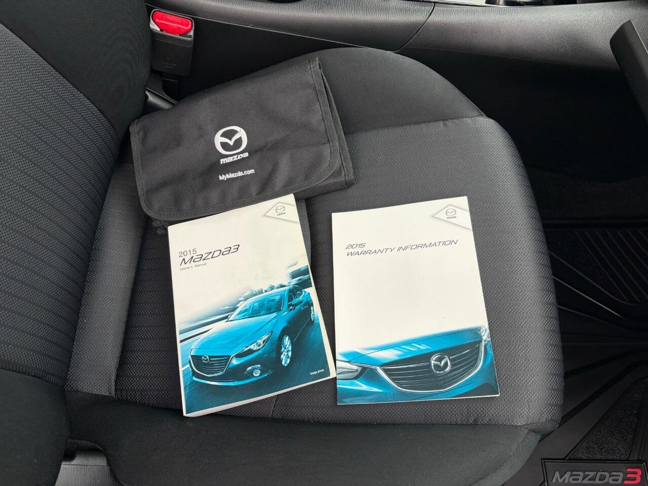 Used 2015 MAZDA MAZDA3 i Sport image 28