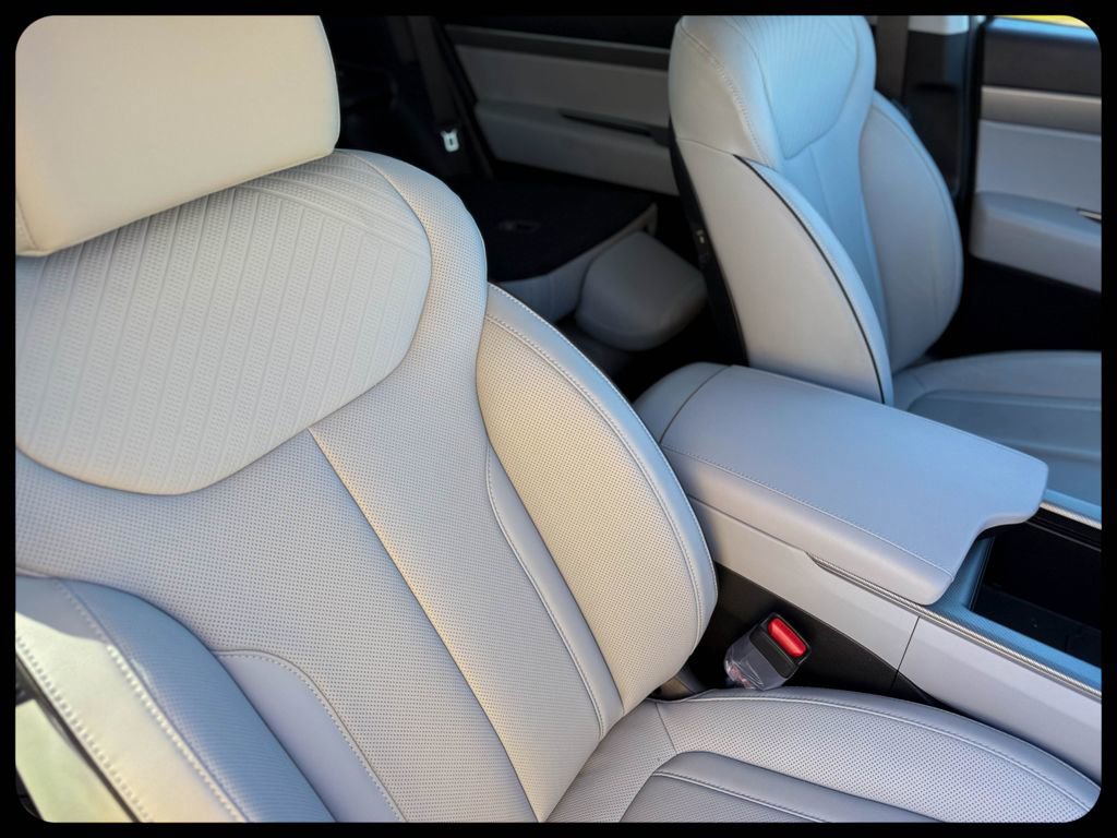 Used 2025 Hyundai Palisade SEL AWD/4WD image 13