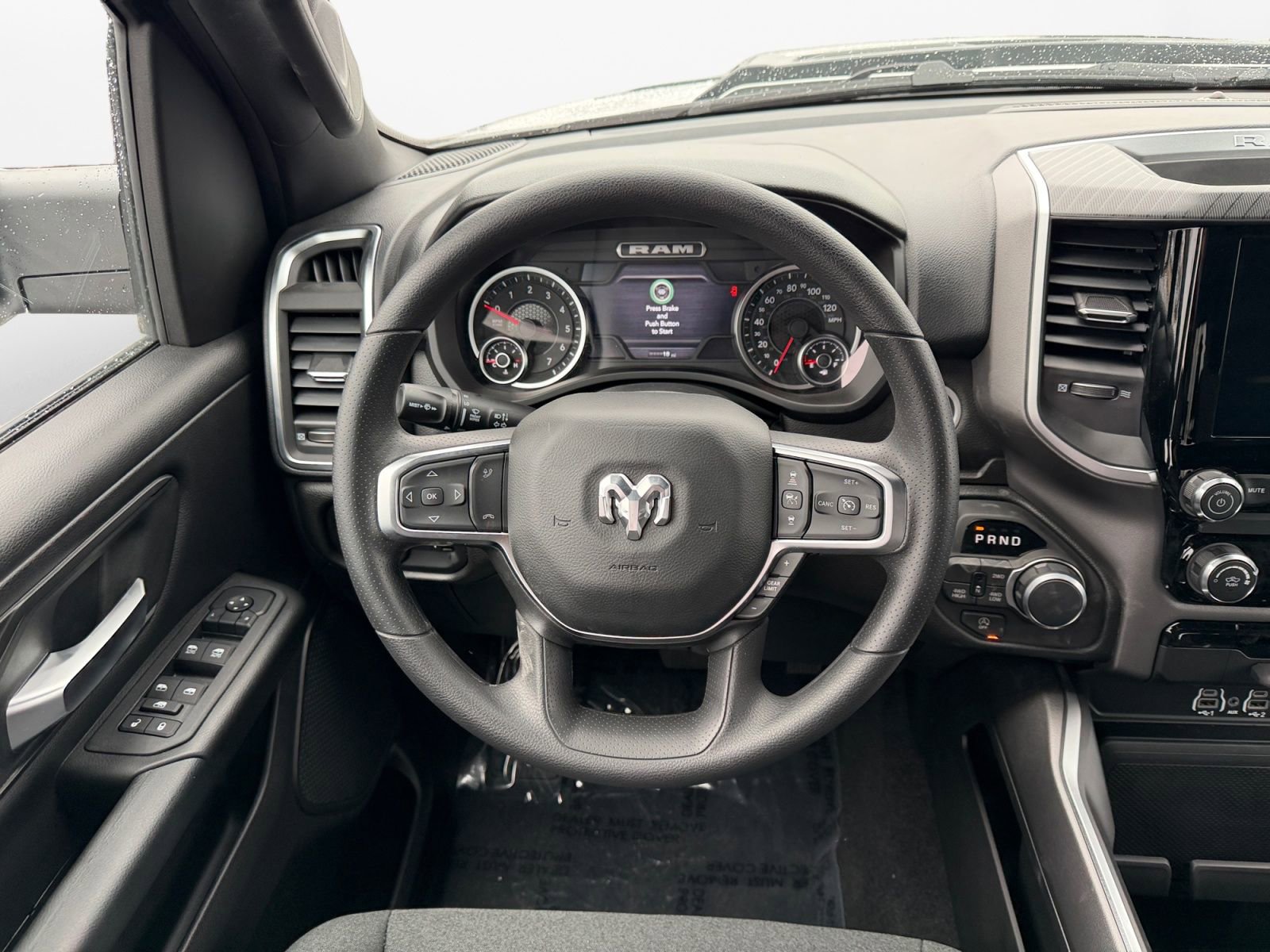 New 2026 RAM 1500 Express AWD/4WD image 12