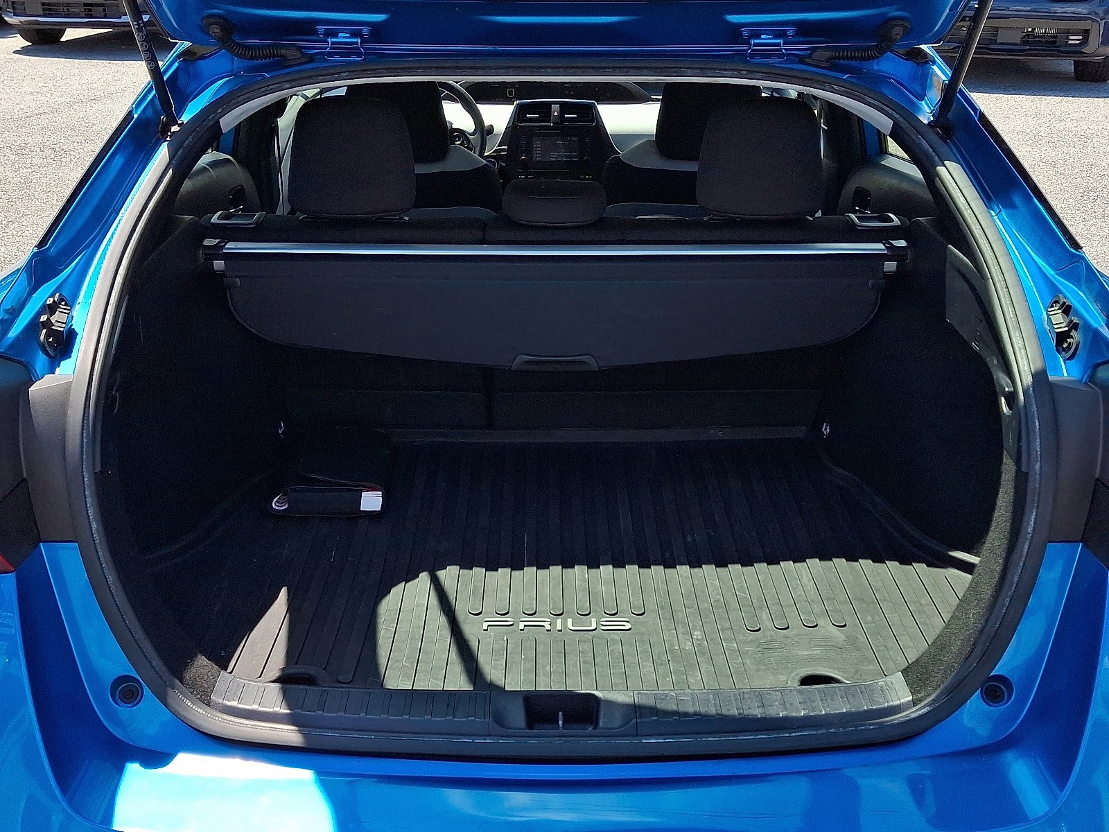 Used 2019 Toyota Prius LE FWD image 27
