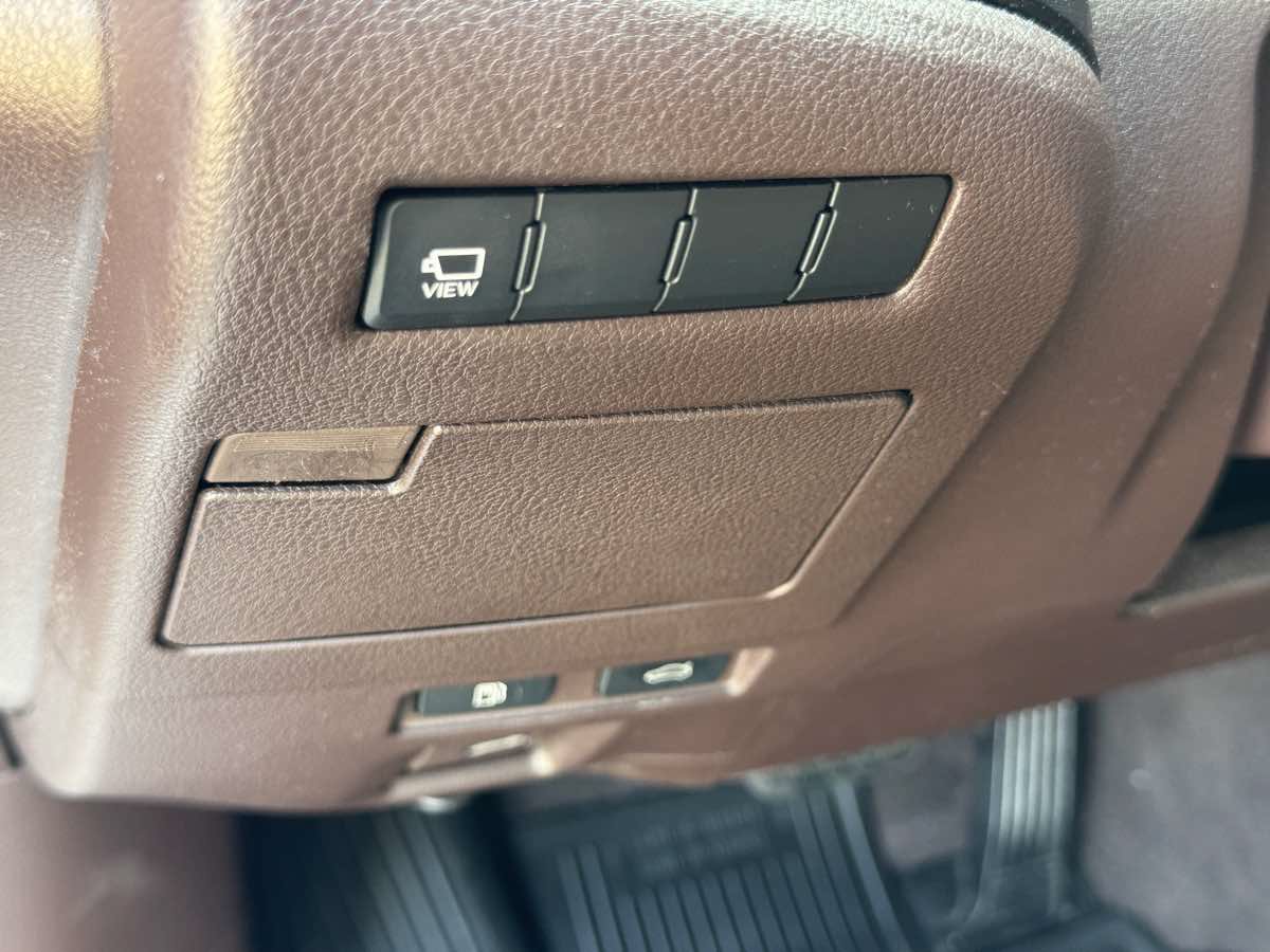 Used 2021 Lexus ES 350 w/ Accessory Package FWD image 27