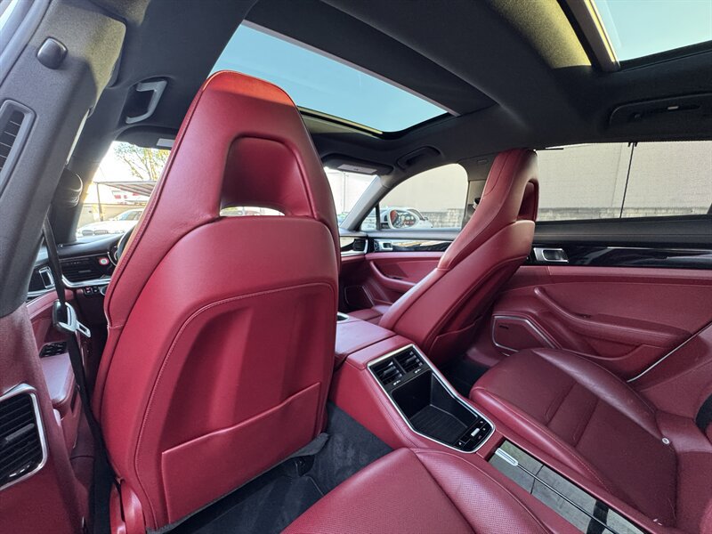 Used 2017 Porsche Panamera 4S AWD/4WD image 29