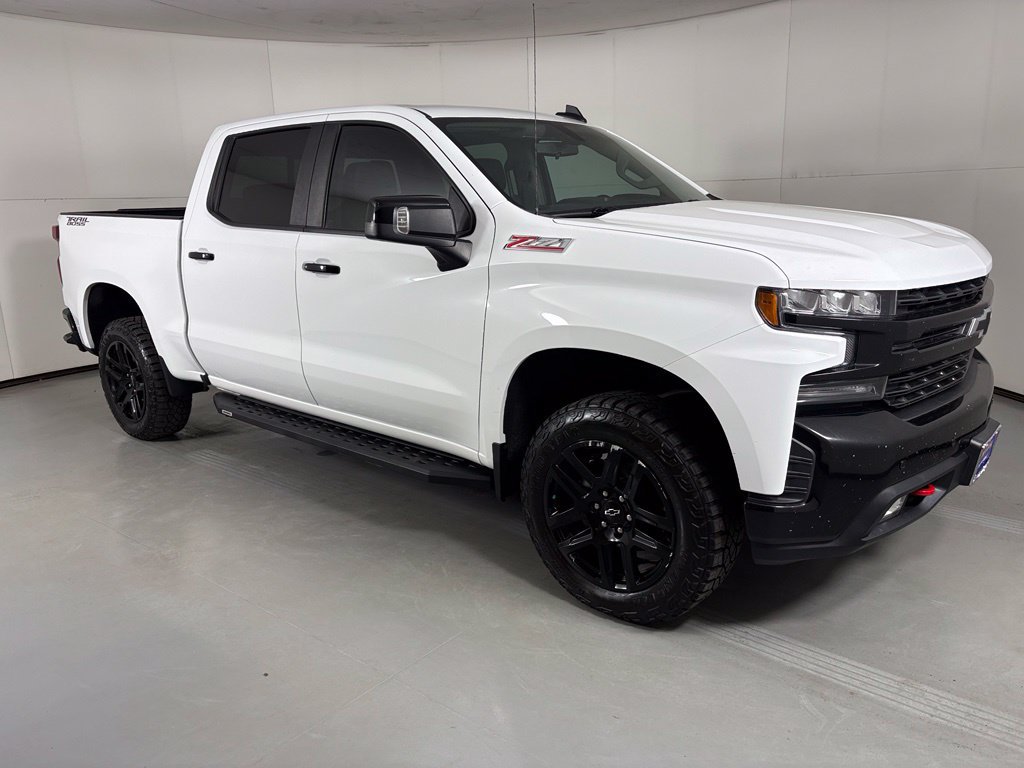 Used 2022 Chevrolet Silverado 1500 LT Trail Boss w/ LT Trail Boss Premium Package AWD/4WD image 11