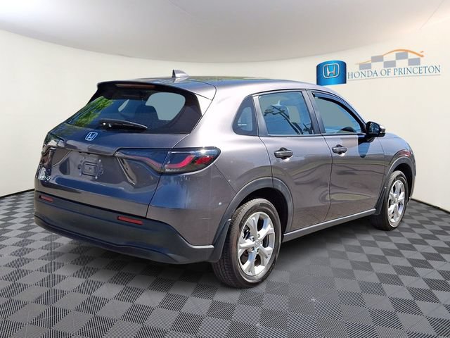 Certified 2025 Honda HR-V LX image 6