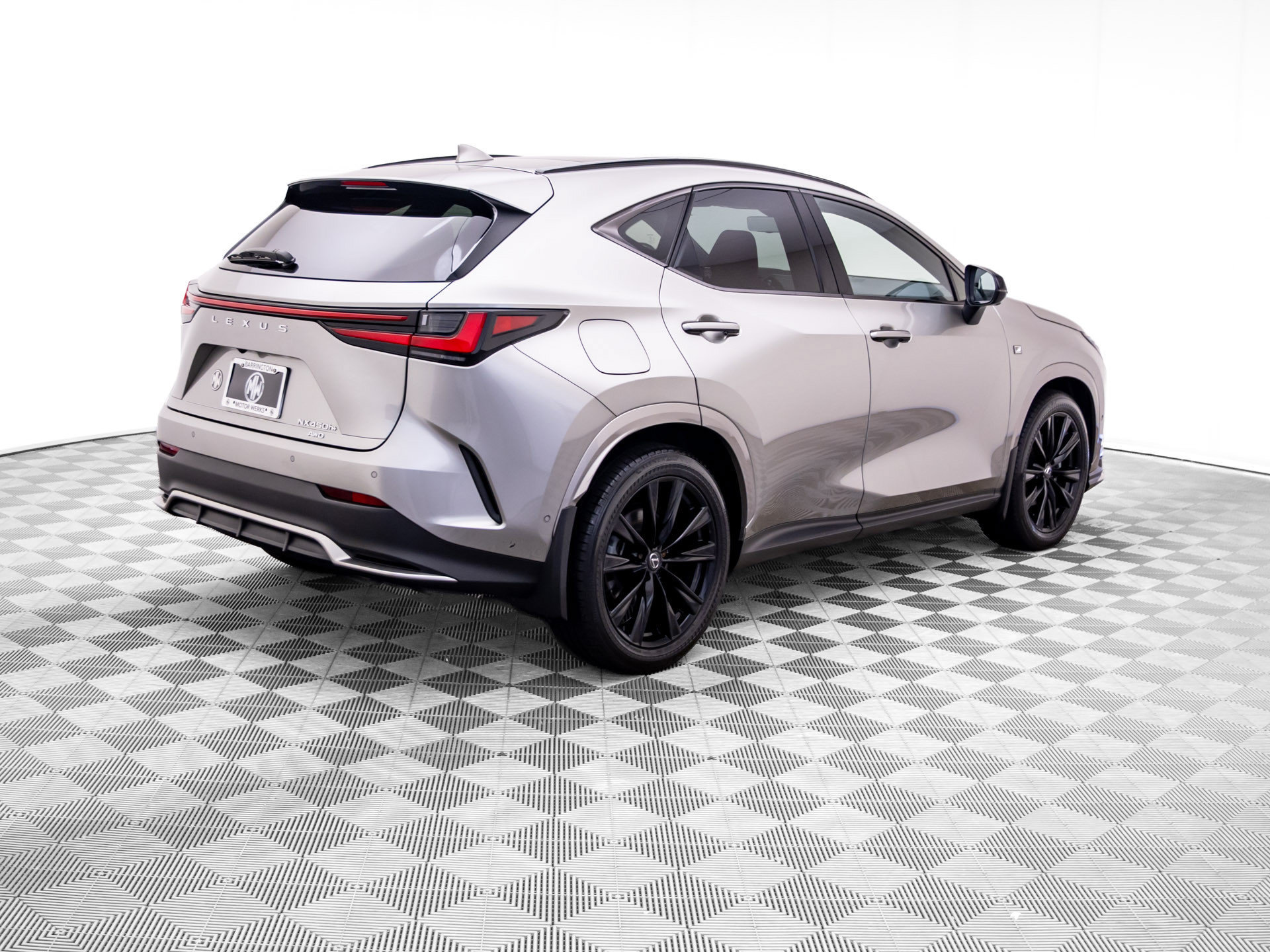 Used 2025 Lexus NX 450h+ F Sport w/ Accessory Package (2T) AWD/4WD image 5