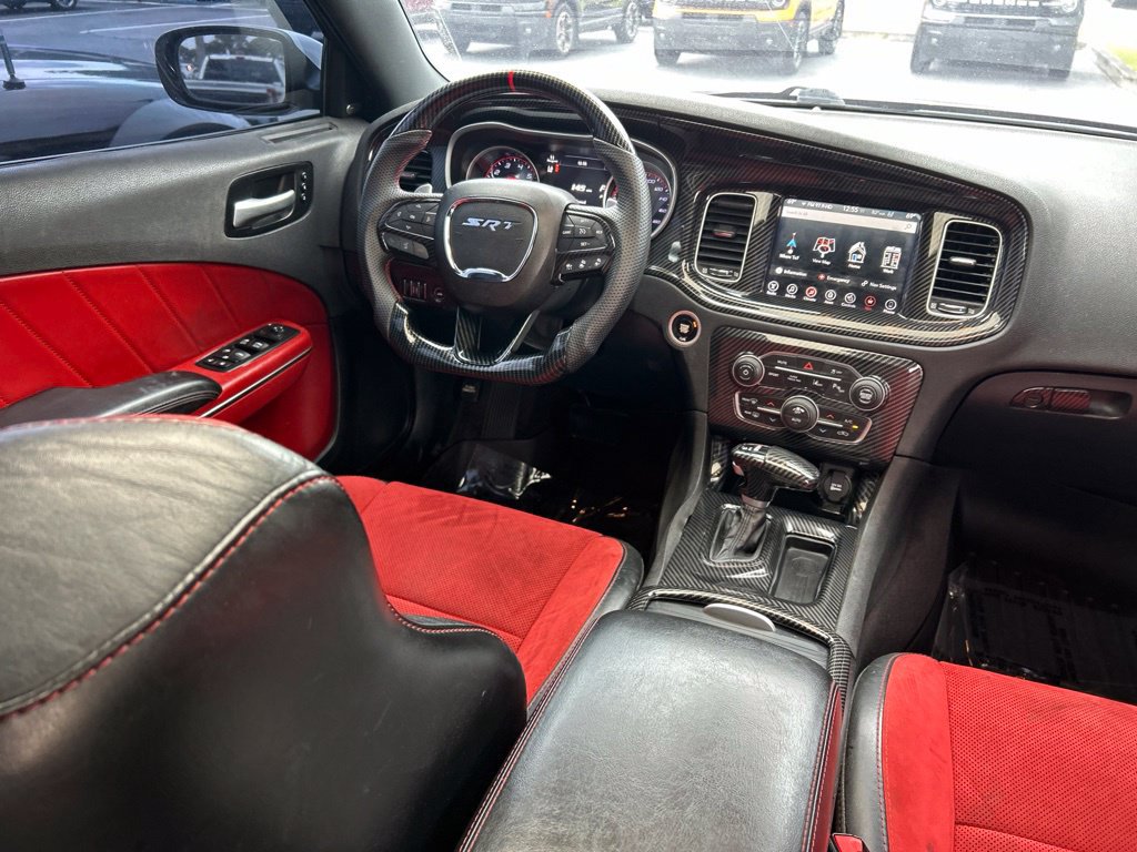 Used 2017 Dodge Charger R/T Scat Pack w/ Technology Group RWD image 9