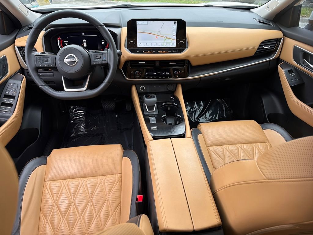 Used 2023 Nissan Rogue Platinum image 15