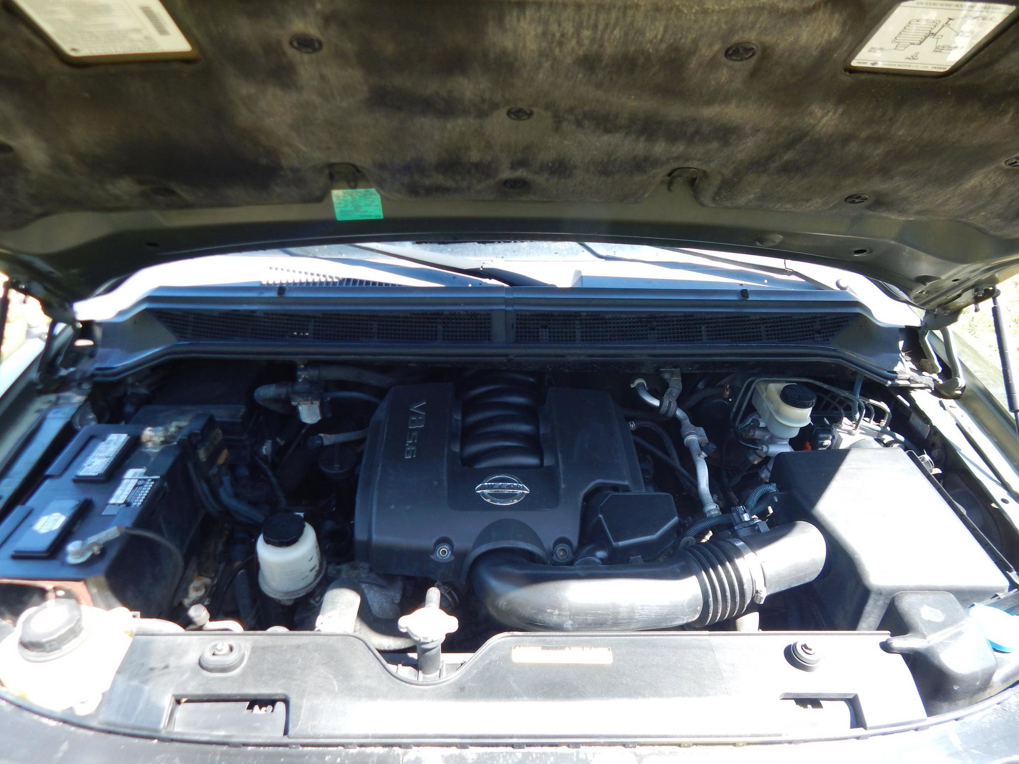 Used 2005 Nissan Titan LE w/ (T01) Tow Pkg AWD/4WD image 25