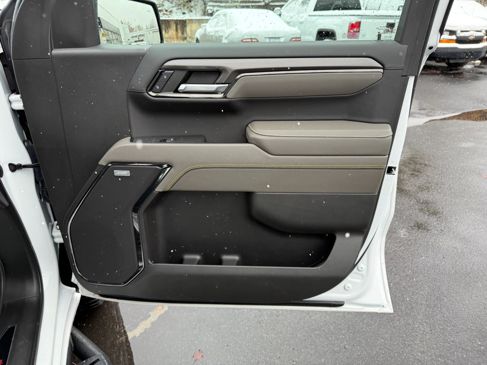 Used 2022 Chevrolet Silverado 1500 ZR2 w/ Technology Package image 24