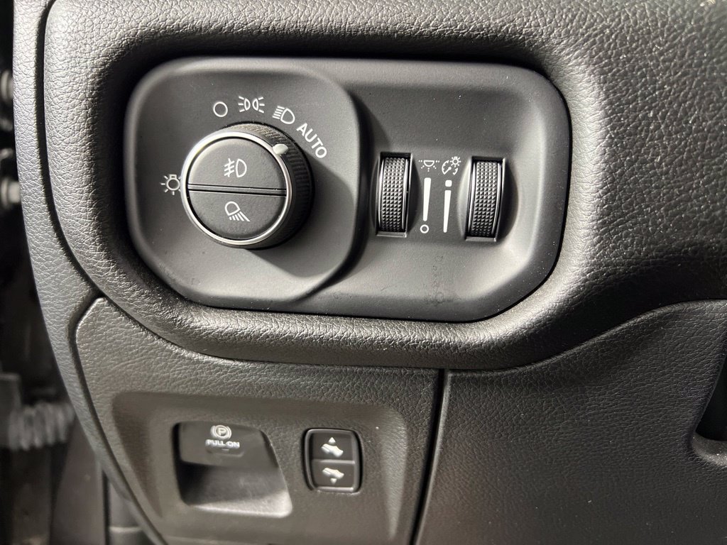 Used 2023 RAM 1500 Laramie AWD/4WD image 27