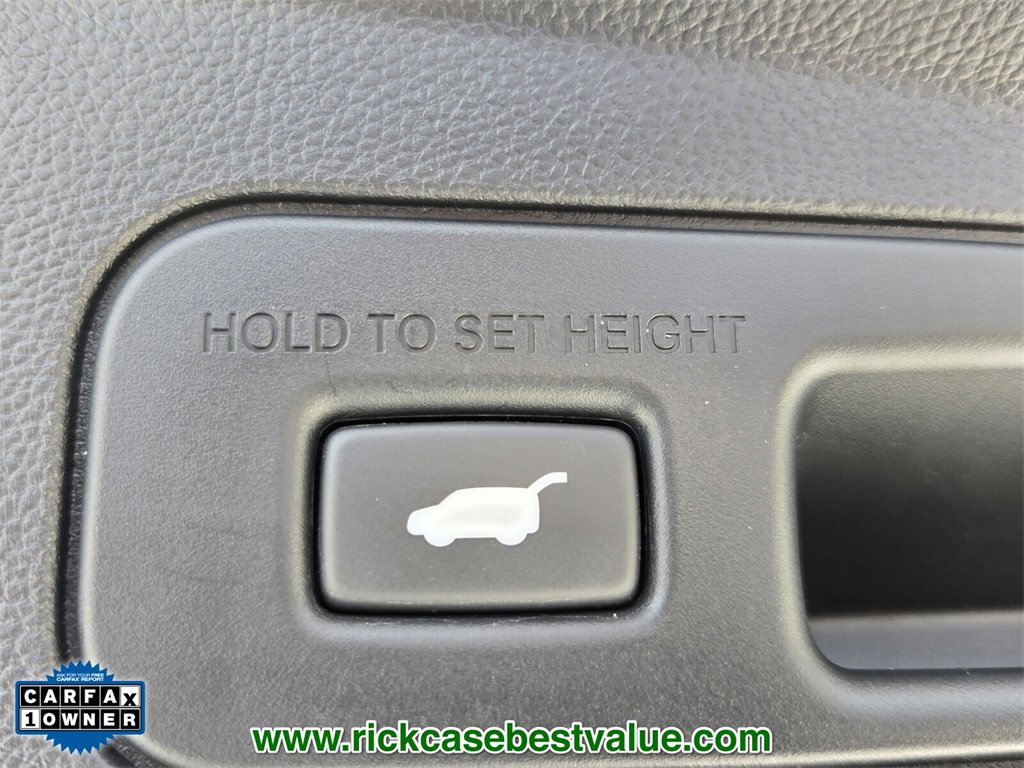 Used 2023 Acura MDX A-Spec image 15