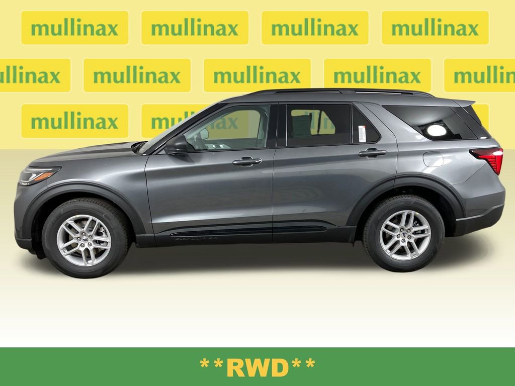 New 2026 Ford Explorer Active RWD image 11