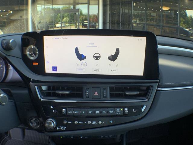 Used 2025 Lexus ES 350 F Sport image 19