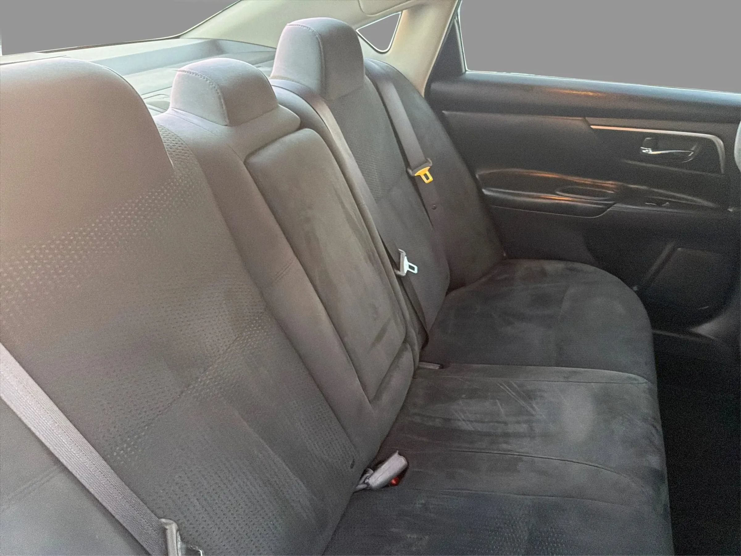 Used 2015 Nissan Altima 2.5 SV FWD image 27