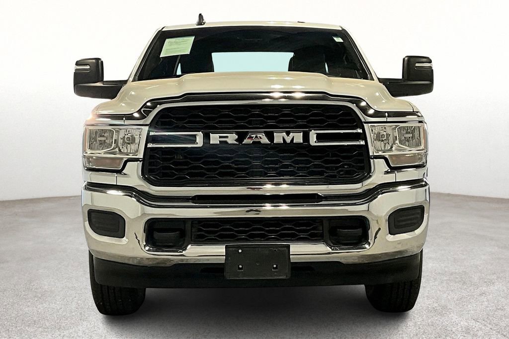Used 2024 RAM 2500 Tradesman w/ Chrome Appearance Group image 5