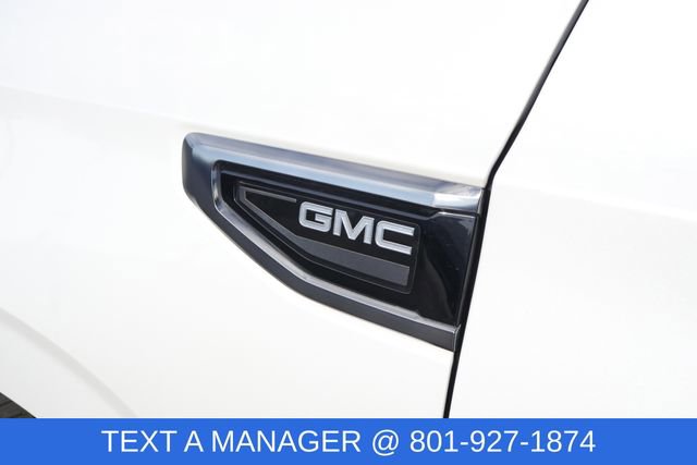 Used 2023 GMC Yukon XL AT4 w/ AT4 Premium Plus Package AWD/4WD image 11