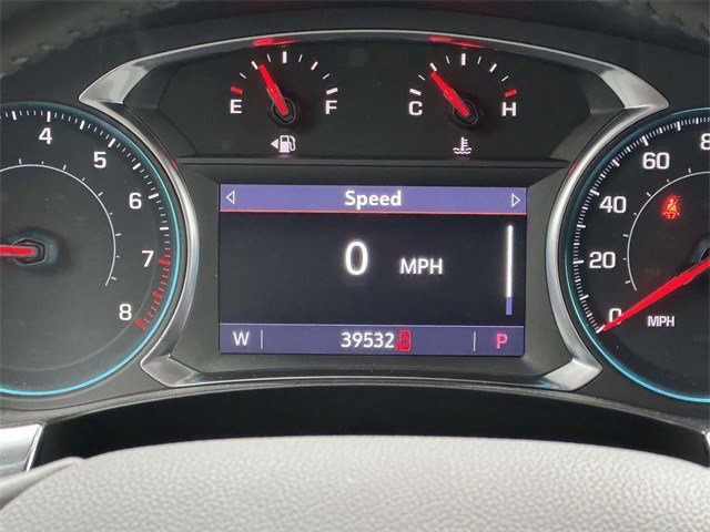 Used 2022 Chevrolet Traverse LT image 29