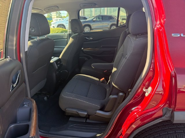 Used 2020 GMC Acadia SLE w/ Driver Convenience Package FWD image 13