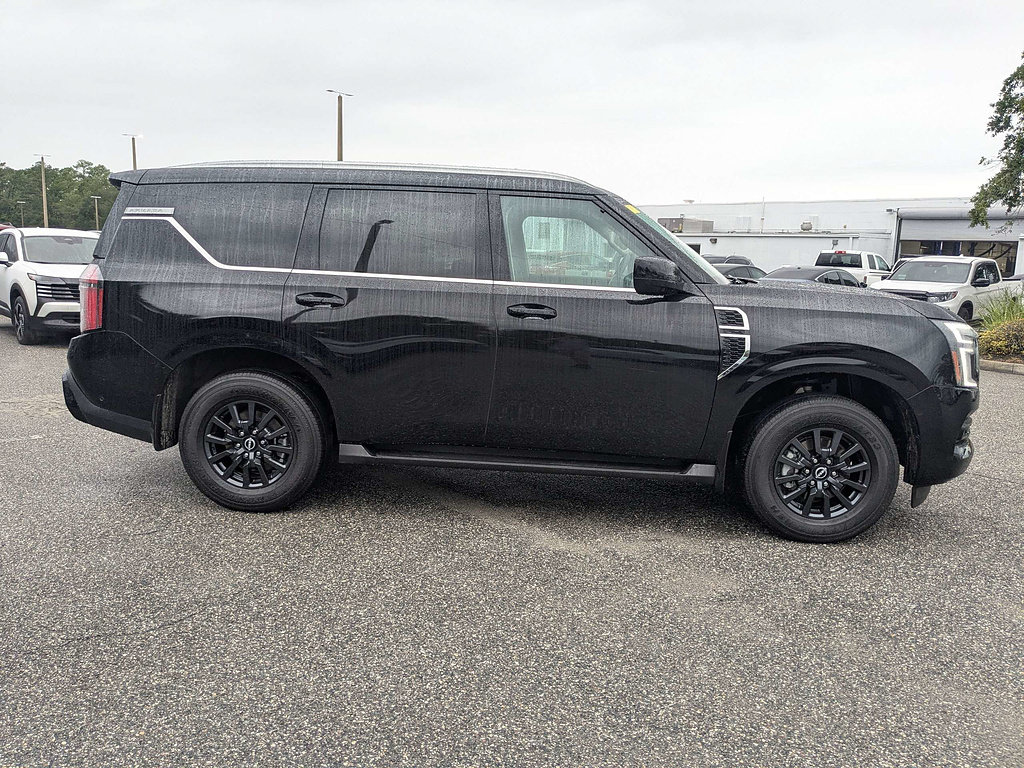 Certified 2025 Nissan Armada SV AWD/4WD image 4