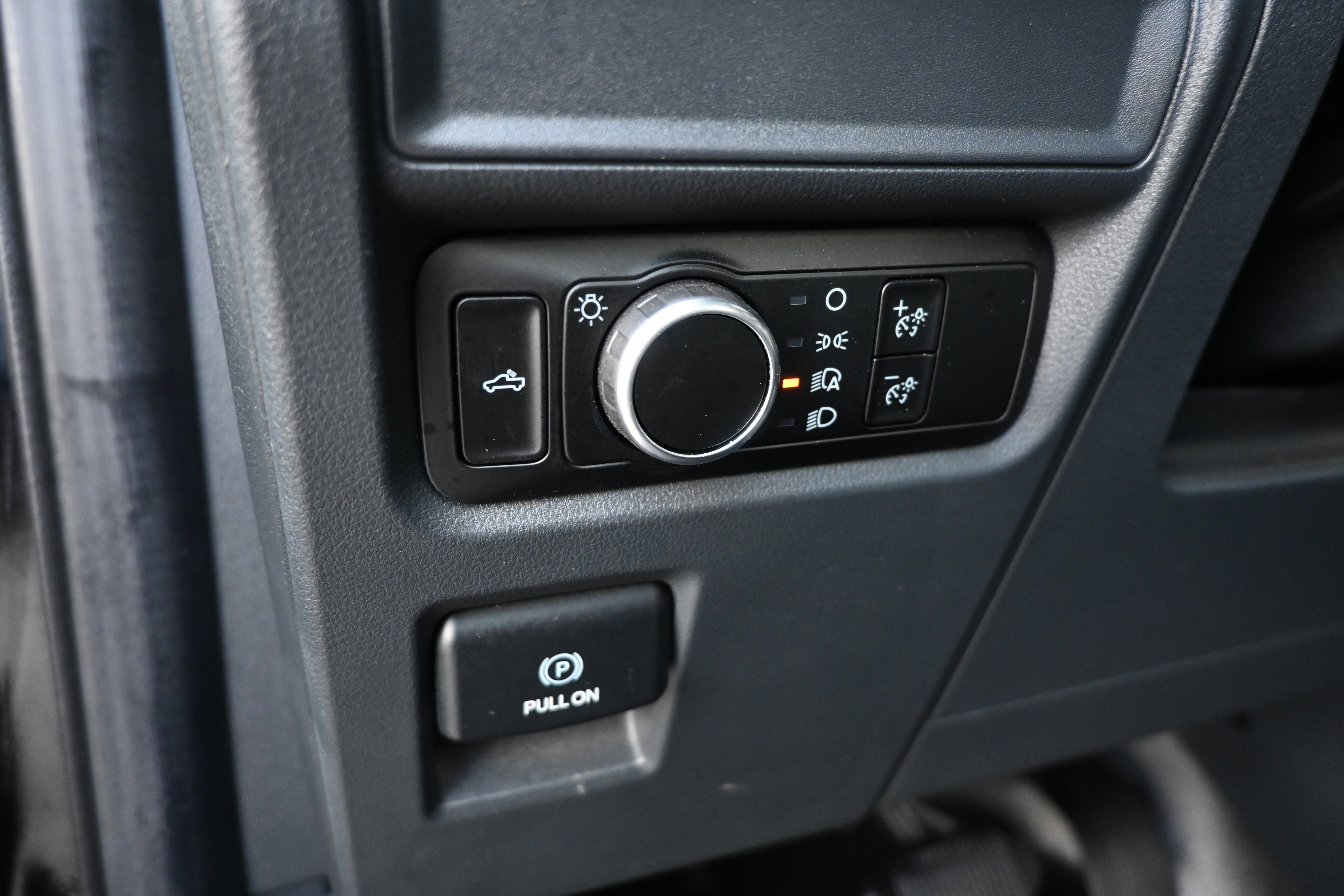 Used 2024 Ford F150 XL AWD/4WD image 17